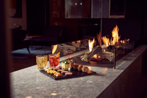 Lunch and dinner served