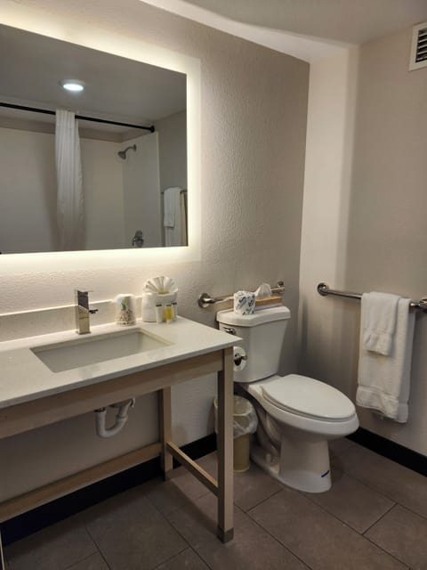 Free toiletries, hair dryer, towels