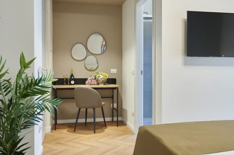 Deluxe Room | Soundproofing, free WiFi, bed sheets