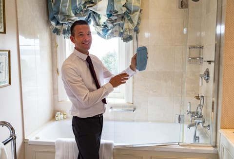 Master Room, Lake View | Bathroom | Combined shower/tub, deep soaking tub, free toiletries, hair dryer