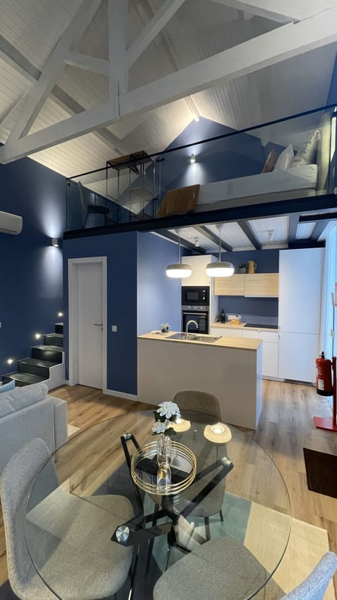 Deluxe Villa, 1 Double Bed | Private kitchen | Fridge, microwave, espresso maker, electric kettle