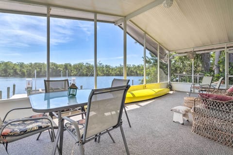 Homosassa Vacation Rental | 2BR | 2BA | 1,080 Sq Ft | Steps to Enter