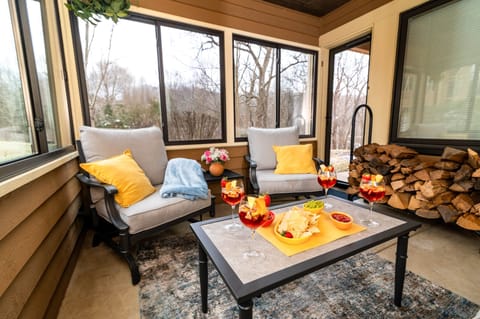 Three Season Screened Porch AKA Favorite Place to Hangout!