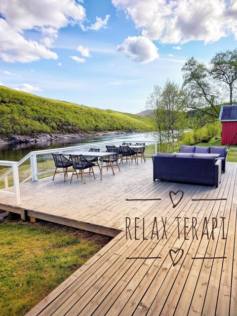 Comfort Cabin | Water view