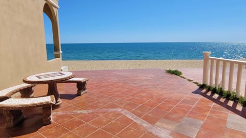 Beachfront Covered patio