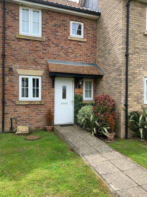 Front of Ivy Cottage