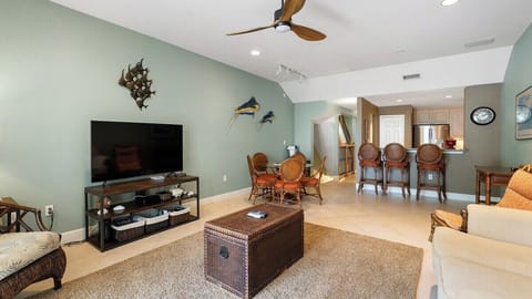 Open Floor Plan, Living, Dining, Kitchen