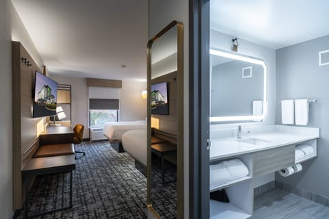 In-room safe, blackout drapes, iron/ironing board, free WiFi