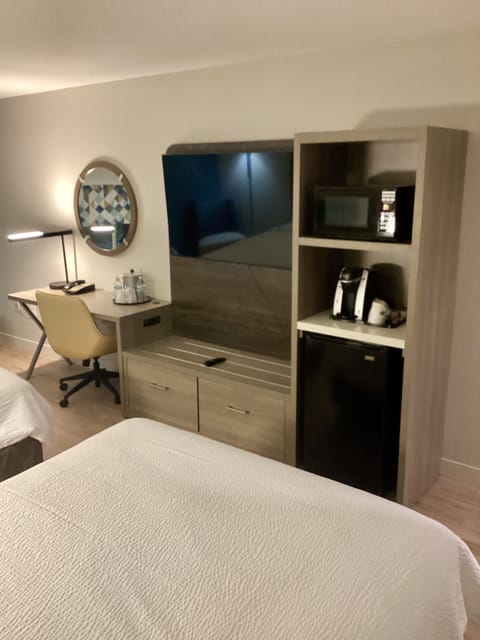 Individually furnished, desk, laptop workspace, blackout drapes