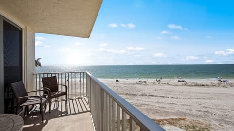 You do not get much closer than this condo! Book early, this unit books fast! Highly desirable location and amenities.