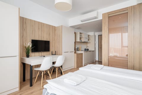 Studio Suite | Free WiFi, bed sheets