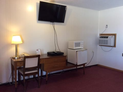 Soundproofing, iron/ironing board, rollaway beds, free WiFi