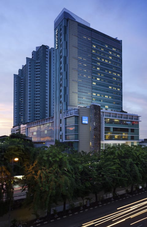 Front of property - evening/night