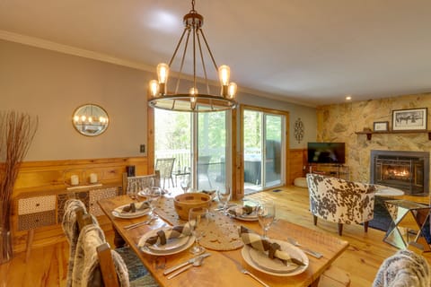 Blue Ridge Vacation Rental | 3BR | 2BA | Stairs Required | 1,400 Sq Ft