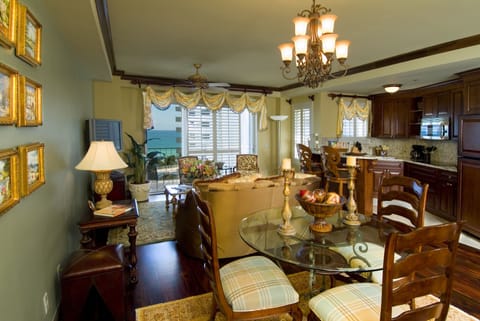 One Bedroom Suite with Kitchen / Living Room | Private kitchen | Fridge, microwave, coffee/tea maker, eco-friendly cleaning products