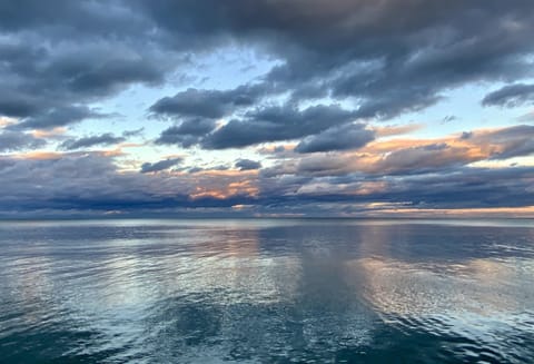 SUNRISE SIDE WATERFRONT HOME ON LAKE HURON 