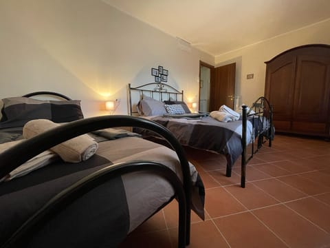 Condo, 1 Bedroom, Kitchen, Mountain View | Frette Italian sheets, premium bedding, down comforters