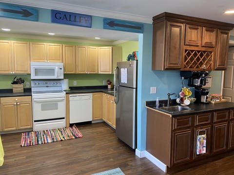 Fully stocked kitchen 