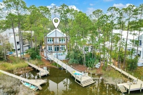 Brown Eyed Girl - Seagrove Beach - Waterfront on Eastern Lake