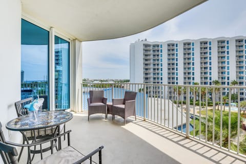 Destin Vacation Rental | 2BR | 2BA | 1,175 Sq Ft | Step-Free Access (Elevator)
