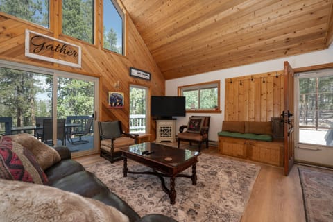 Vaulted Tongue and Groove Wood Ceilings