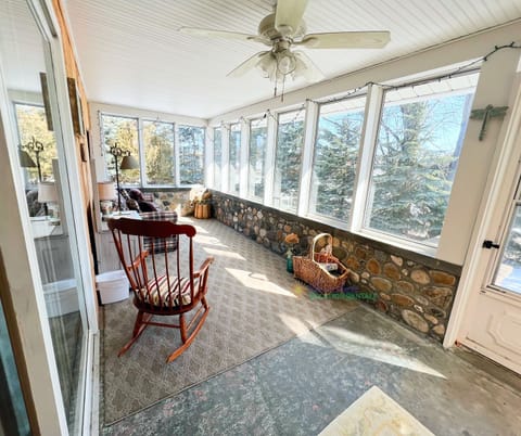 Outdoor screened in porch. - Outdoor screened in porch.