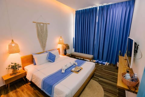 Double Room, Garden View | Free WiFi, bed sheets
