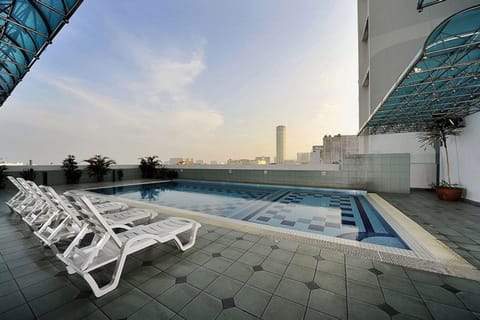 Outdoor pool, sun loungers