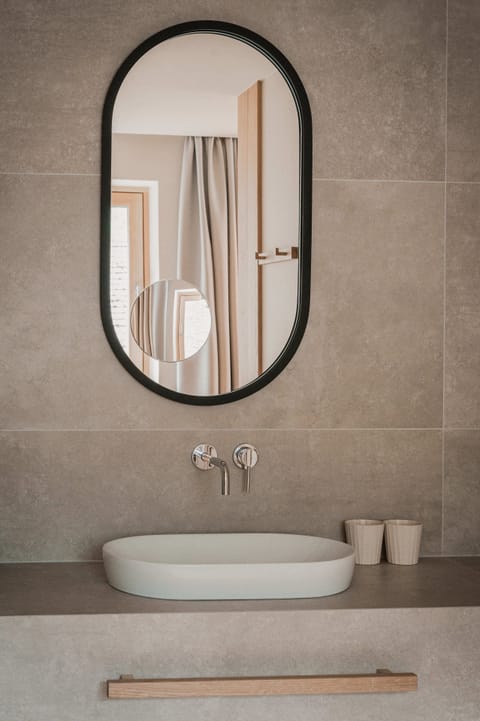 Free toiletries, hair dryer, bathrobes, bidet