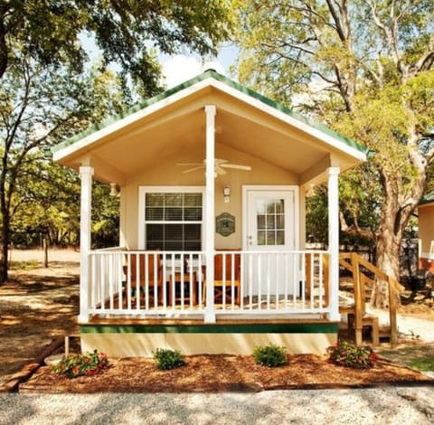 Premium bedding, pillowtop beds, individually furnished, desk