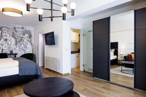 Standard Condo, 1 Bedroom, Kitchenette, Ground Floor | Hypo-allergenic bedding, individually decorated, individually furnished