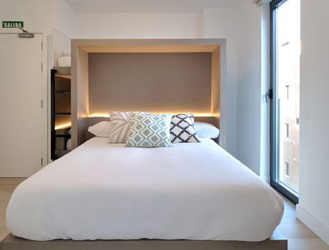 Junior Suite + bunk bed | Down comforters, desk, soundproofing, free WiFi