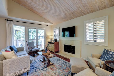 151 Beachwalk
