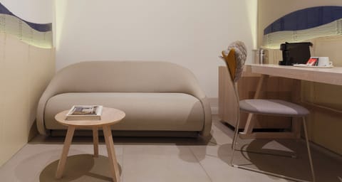 Deluxe Junior Suite, Swim-up Pool | Hypo-allergenic bedding, down comforters, minibar, in-room safe