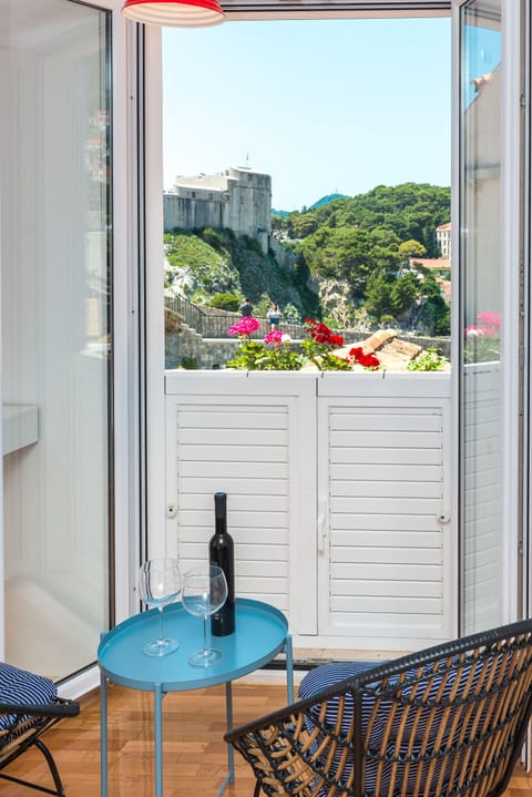 Apartment (2 Bedroom Apartment with City View) | Interior