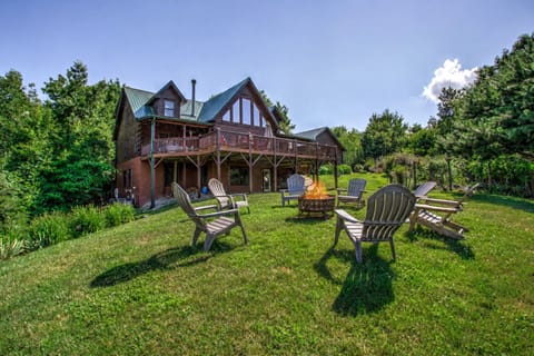 Welcome to Black Mountain Hilltop Retreat!