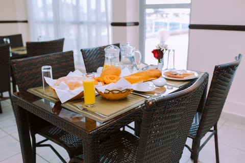 Daily continental breakfast for a fee