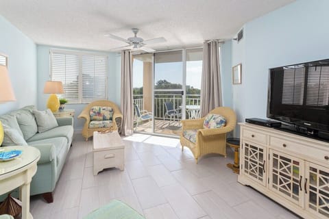 North Breakers 407 - Living Space with patio access