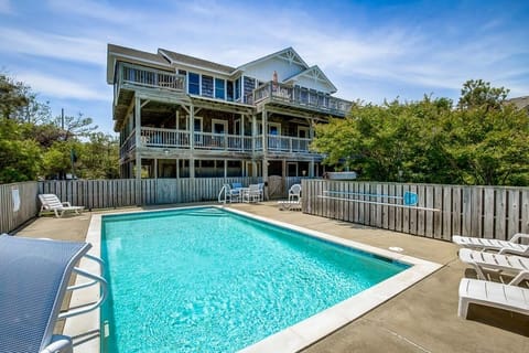 Rear Exterior of Seaside Memories