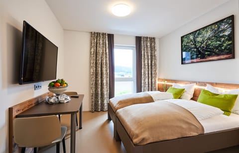 Business Double or Twin Room | Interior detail