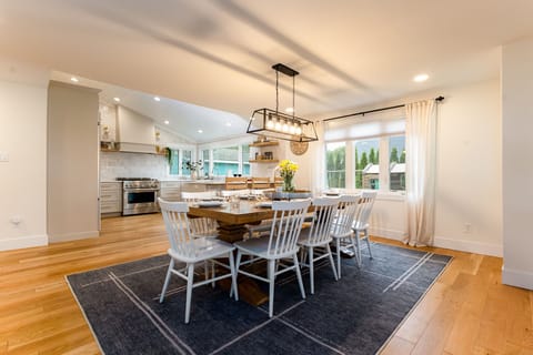 Open Concept Living: Plenty of room for the whole family to gather.