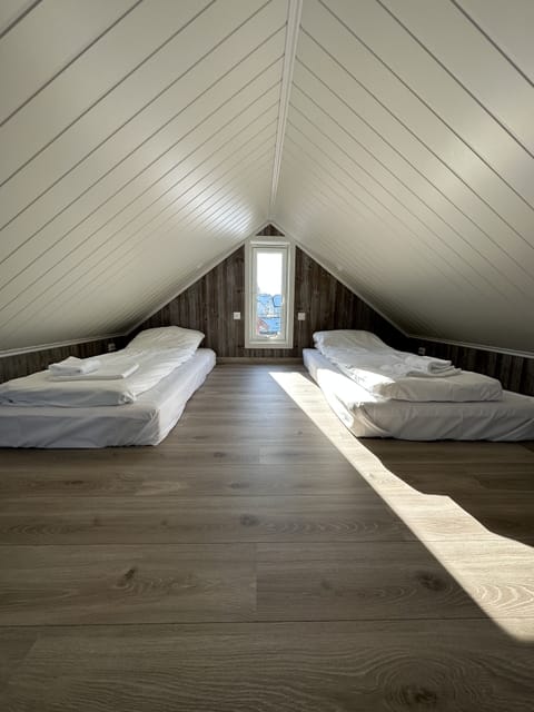 Seaview Rorbu Vega | 1 bedroom, individually decorated, individually furnished, free WiFi