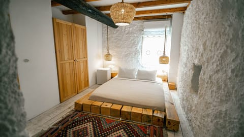 Standard Double Room | Bed sheets