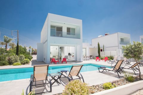 Villa, 5 Bedrooms, Private Pool, Garden View | Pool | Outdoor pool