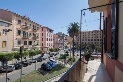 Apartment, 2 Bedrooms, Smoking, Balcony | Exterior