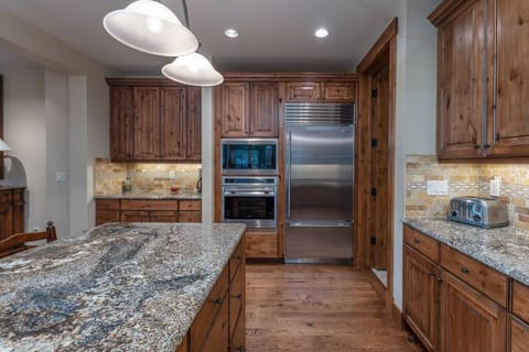 High End Appliances and Coffee Nook