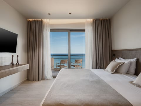 Standard Room, Front Sea View | Egyptian cotton sheets, hypo-allergenic bedding, Select Comfort beds