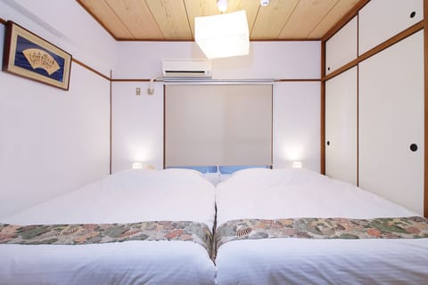 Condo, 1 Bedroom (302) | Individually decorated, desk, laptop workspace, iron/ironing board