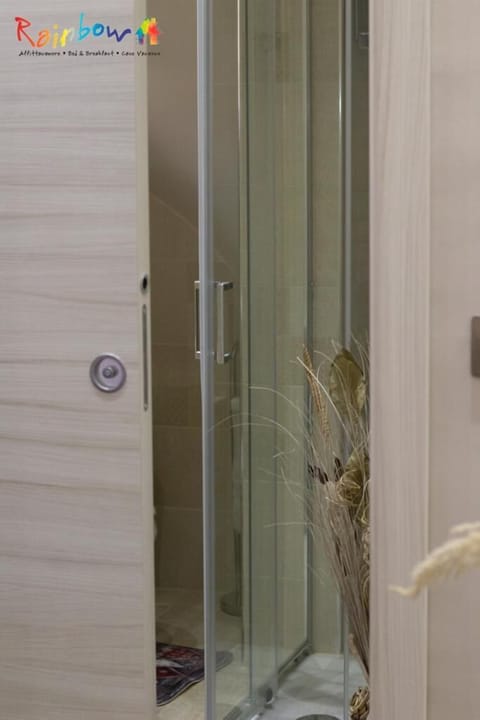 Double Room (Centro Città) | Bathroom shower