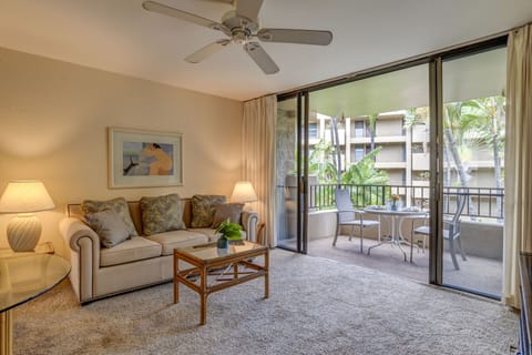 Indoor/Outdoor Living
